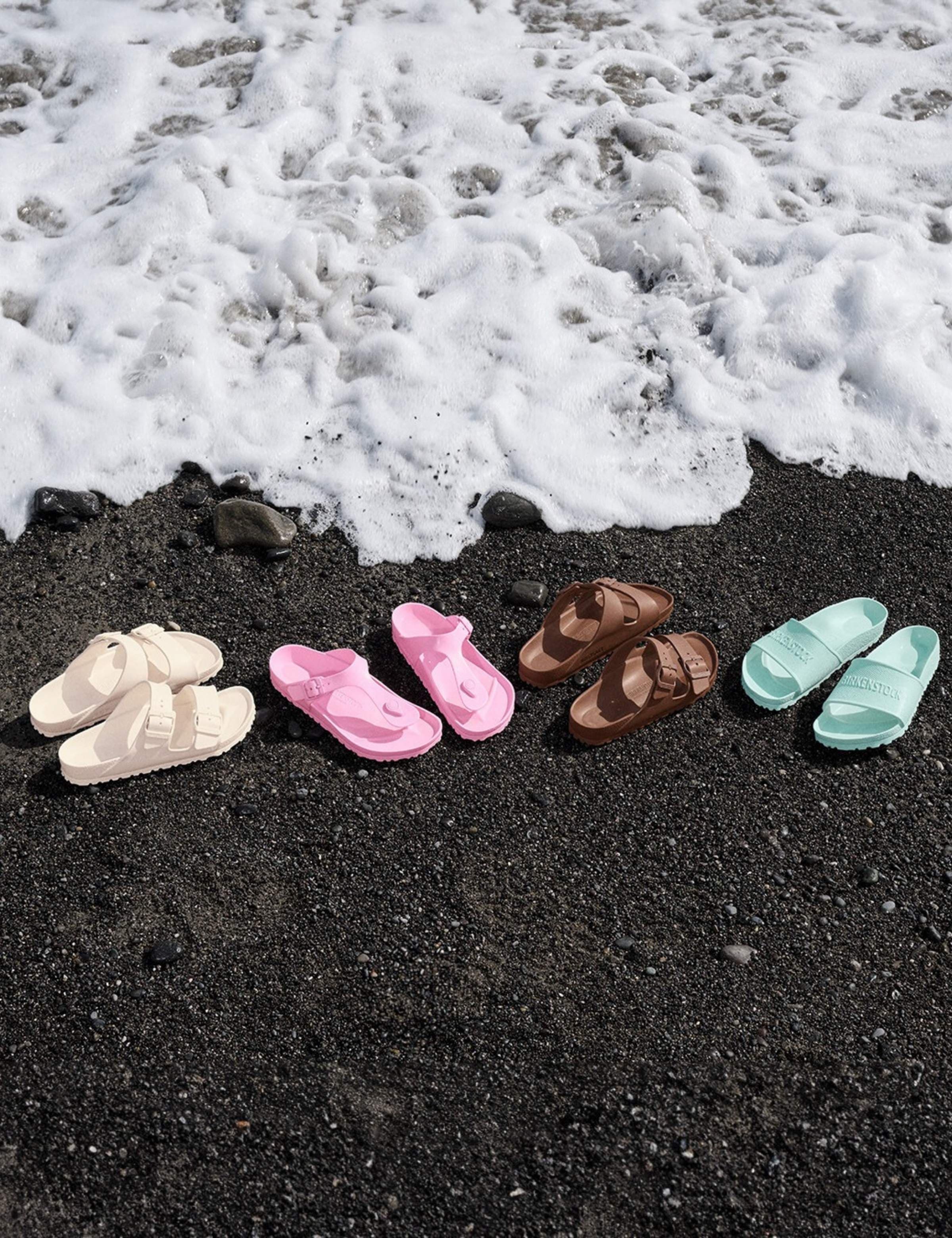 Histoire et origine Birkenstock depuis 1774, &eacute;volution du lit de pied anatomique et mod&egrave;les iconiques Arizona et Boston